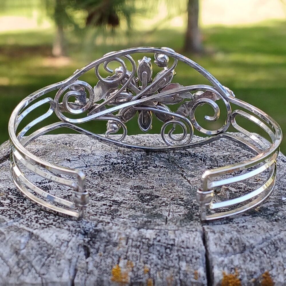 Vintage Krementz Rhinestone Cuff Bracelet - Picture 9 of 13